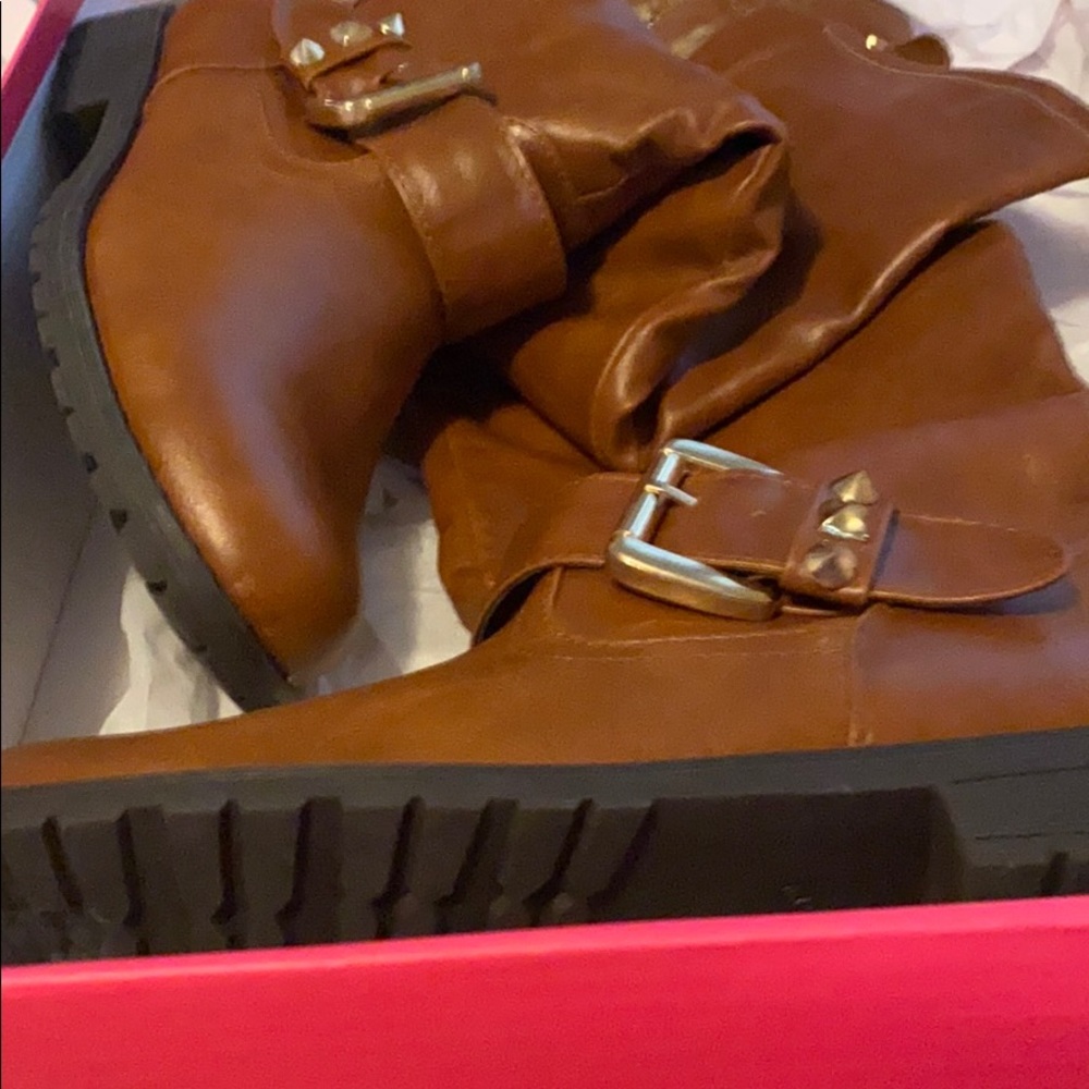 Knee high riding boots - Picture 1 of 1
